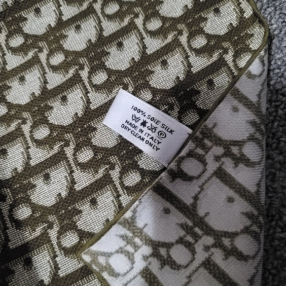 SOLD‼️Dior Monogram scarf khaki color Silk Twill 90cm - Picture 2 of 7